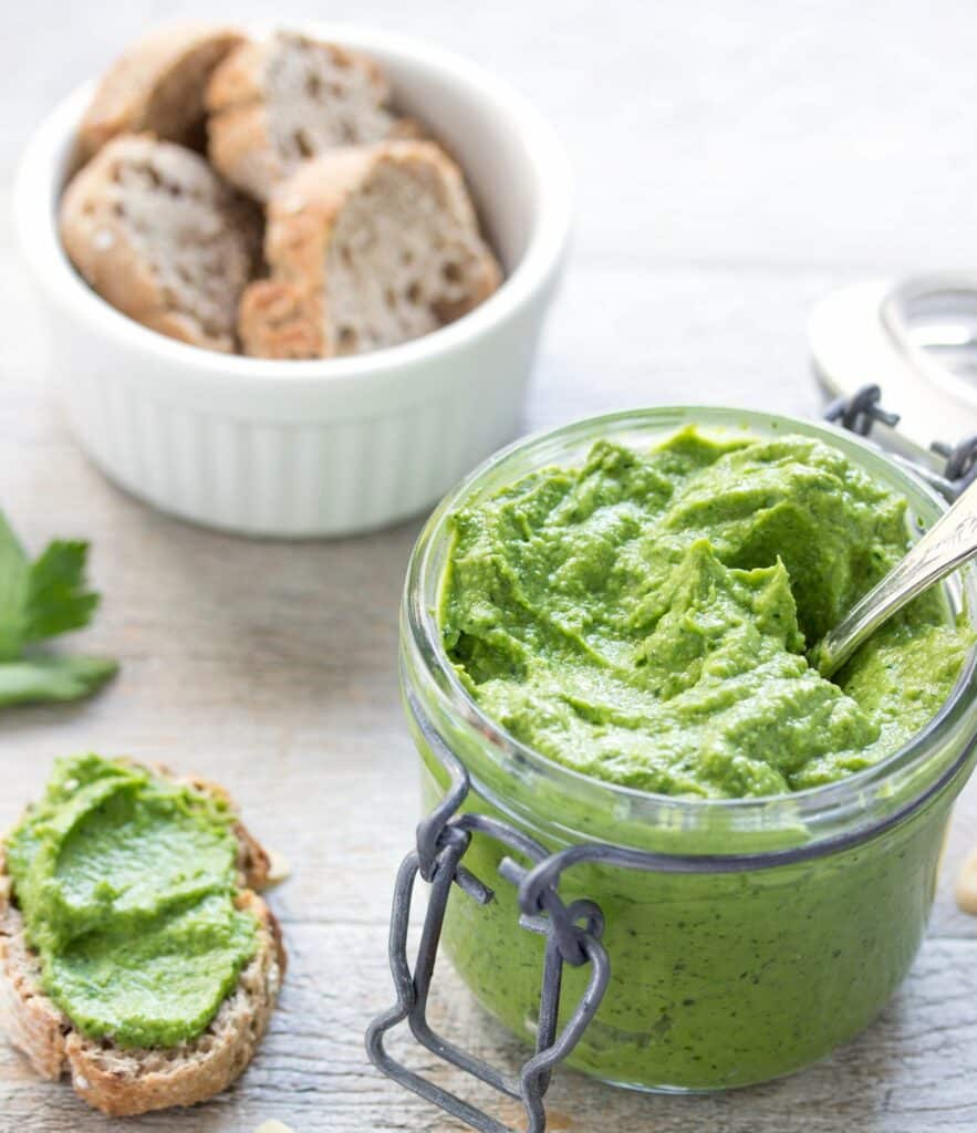 Tartinade d’avocat persillée légère