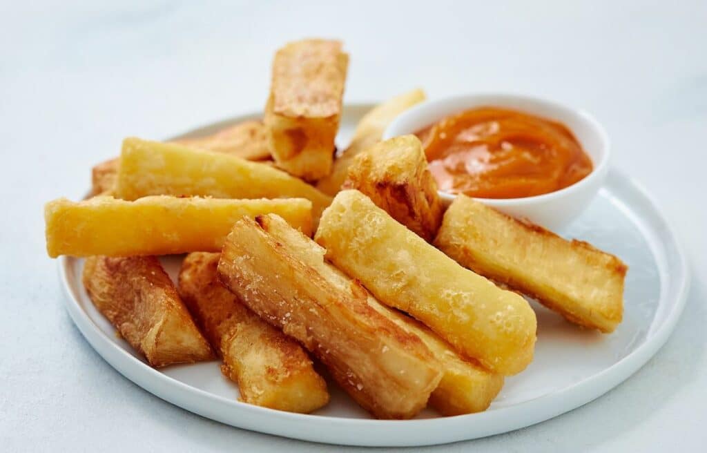 Frites de manioc allégées