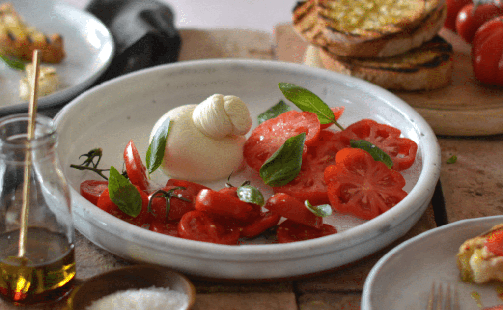 Salade légère de Burrata aux Tomates