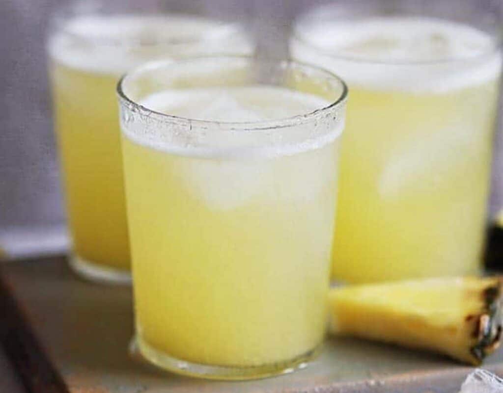 Jus d’ananas avec eau de coco allégé