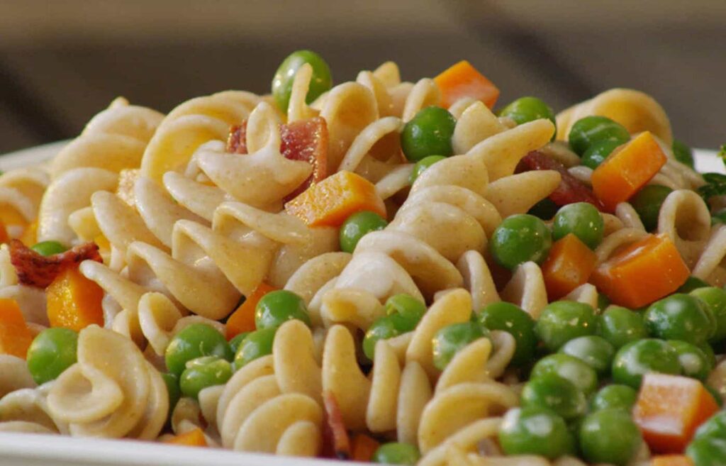 Spaghetti légère aux petits pois et carottes