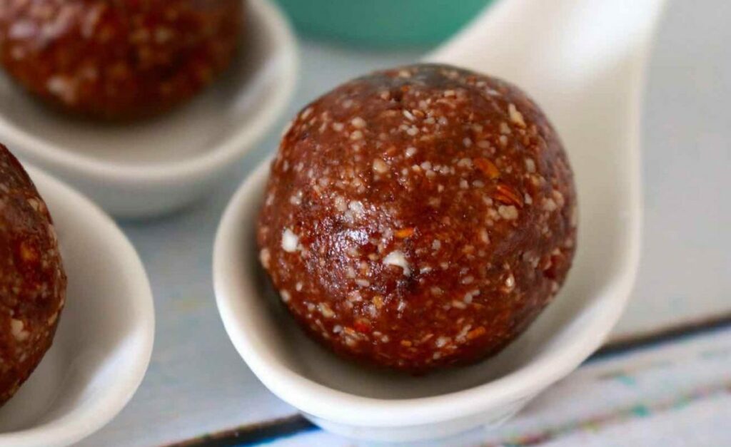 Boules de brownie au beurre de cacahuète au thermomix