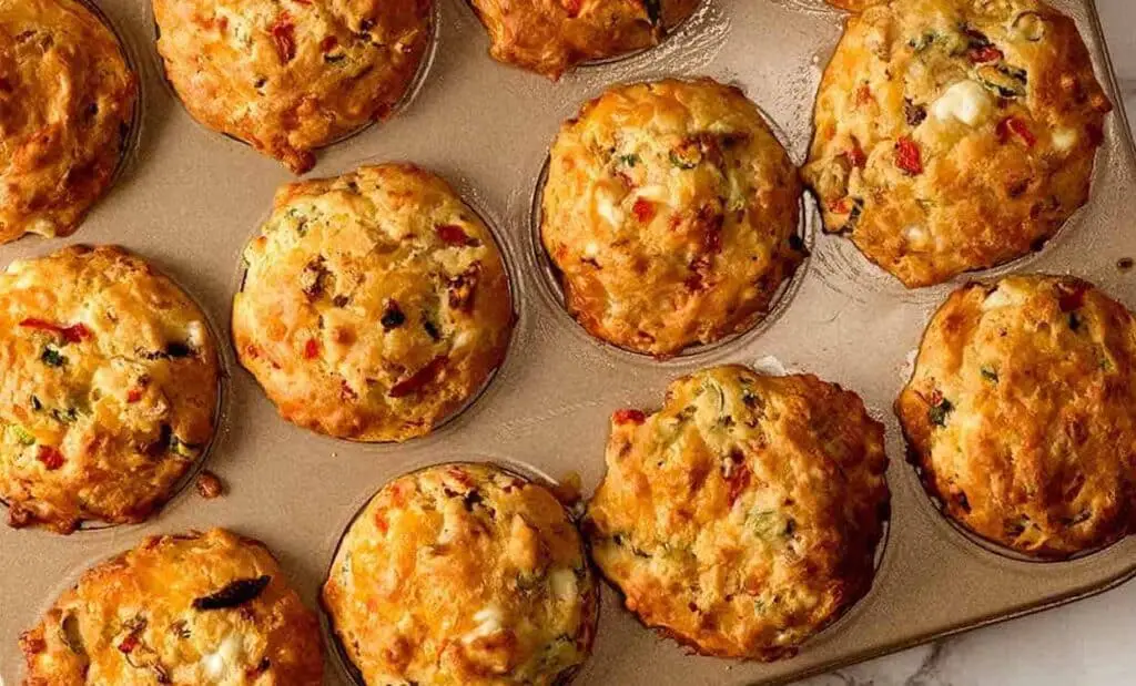 Muffins au Poulet et Légumes Légers