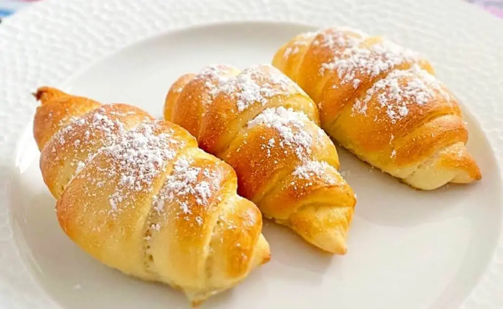 Croissants briochés au yaourt au thermomix