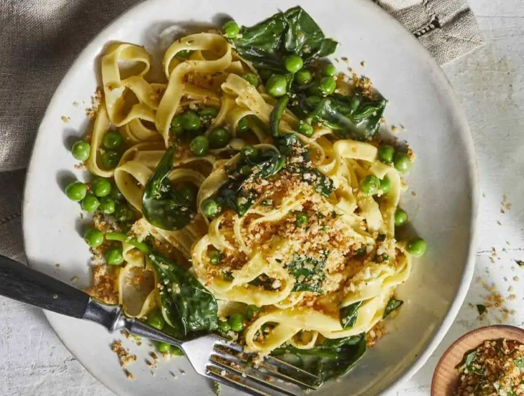 Carbonara aux pois et aux épinards Légère