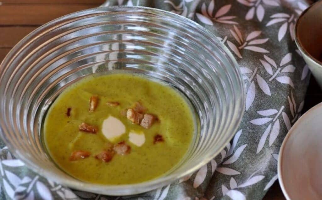 Crème de courgette au fromage et bacon au Thermomix