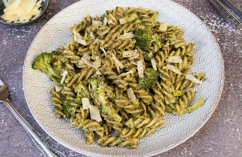 Pâtes au pesto avec brocoli au Thermomix