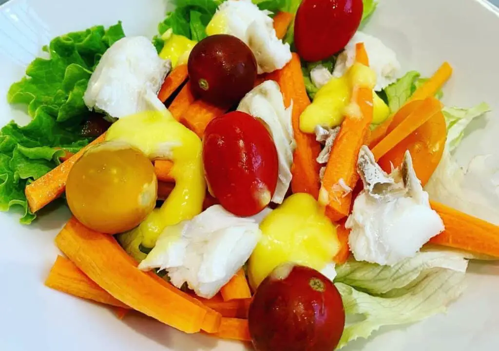 Salade de cabillaud sauce à la mangue au Thermomix