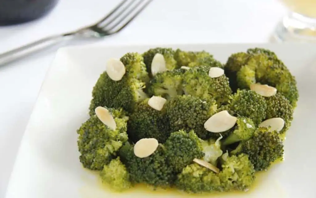 Brocoli avec vinaigrette à l'orange au Thermomix