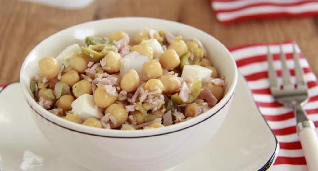 Salade de pois chiches avec vinaigrette au cornichon au Thermomix