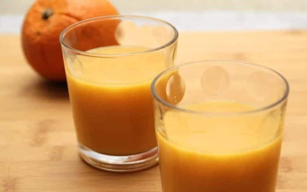 Jus d'orange et de grenade au Thermomix