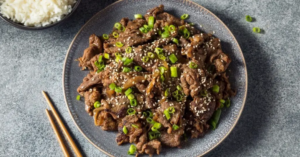 Boeuf mariné et sauté à la coréenne (Bulgogi) : Un plat coréen exquis !