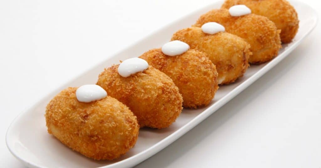 Croquettes d'emmental allégé : Une texture croustillante et un goût savoureux d'emmental !