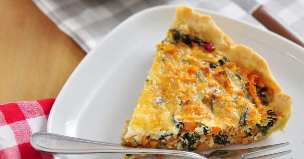 Quiche légère aux carottes épinards à la moutarde : Idéal pour un repas sain et gourmand !