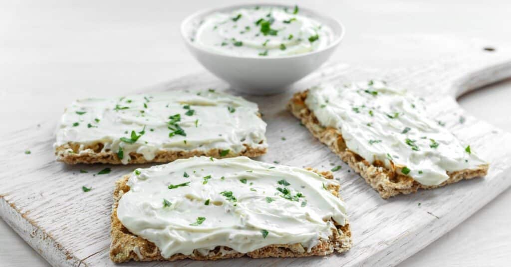 Trempette au mascarpone et fines herbes : Une explosion de saveurs !