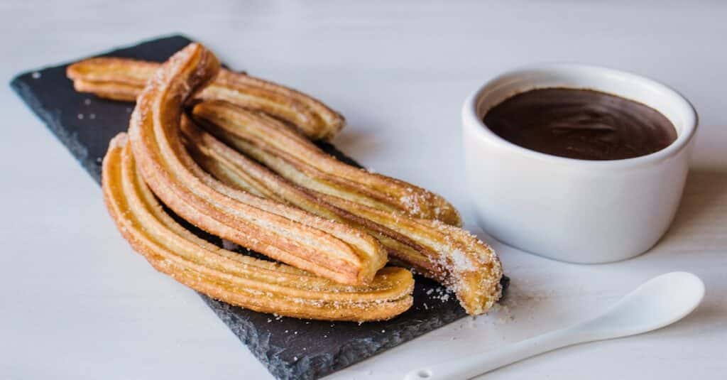 Recette facile de churros croustillants - Comment faire des churros maison