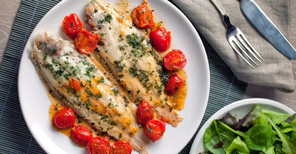 Sole aux tomates cerises rôties : Un plat plein de saveurs