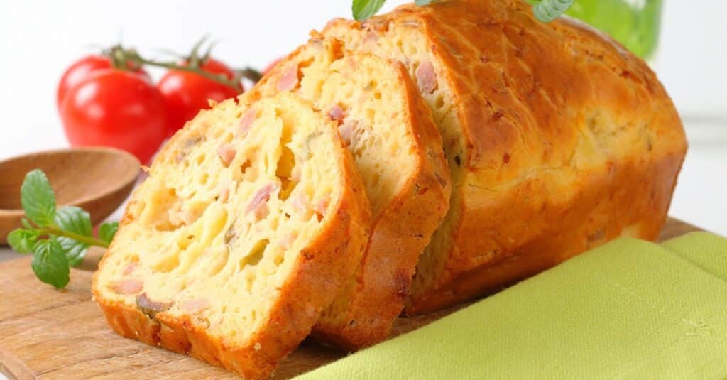 Cake au jambon au Thermomix - Un classique revisité pour des moments gourmands