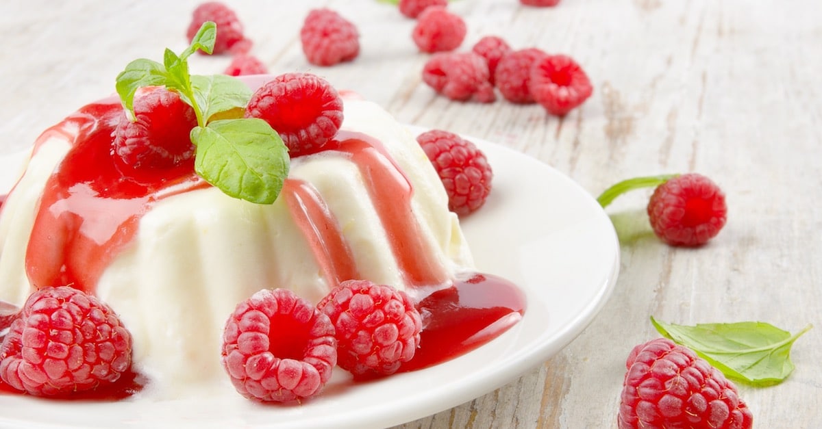 Panna cotta au coulis de framboises au Thermomix : une harmonie de textures et de saveurs