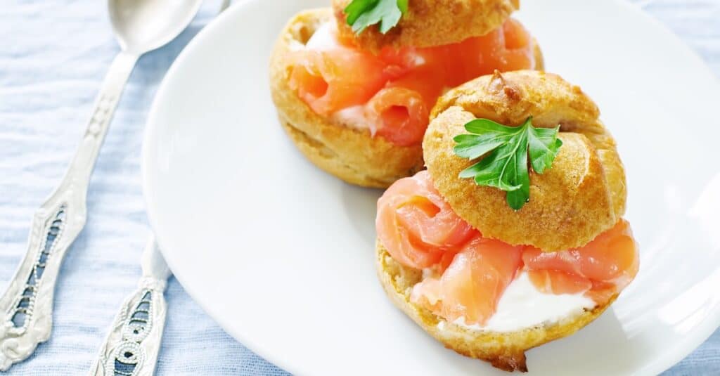 Profiteroles au saumon et fromage à la crème au Thermomix : Une fusion exquise