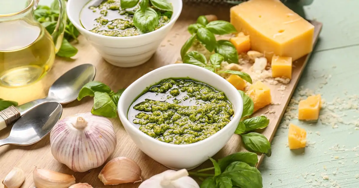 Sauce pesto au Thermomix : Un tourbillon de saveurs méditerranéennes