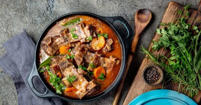 Côtes de bœuf bourguignon mijotées au Thermomix : Une tendresse inoubliable