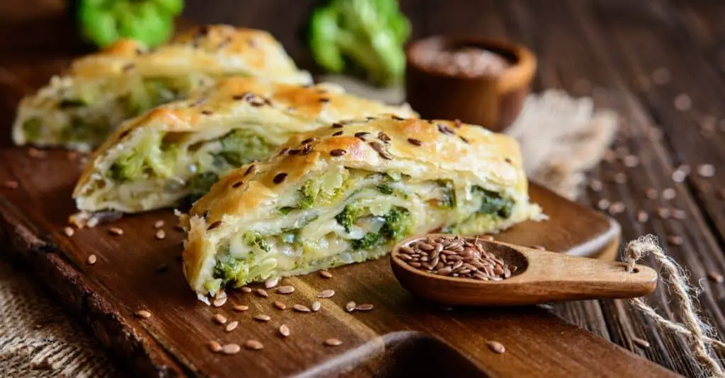 Strudel Salé Farci au Brocoli Mozzarella et Oignon : Une recette incontournable pour les amateurs de saveurs