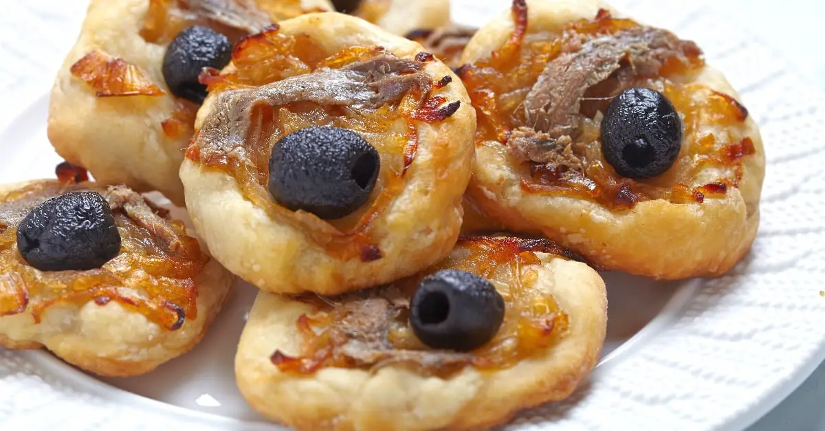 Mini Pissaladières au Thermomix : Un Vrai Festin Provençal 