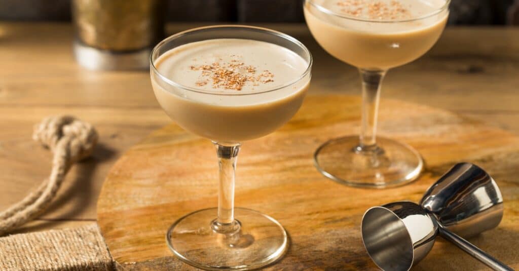 Cocktail Brandy Alexander au Thermomix : L'Élégance dans un Verre