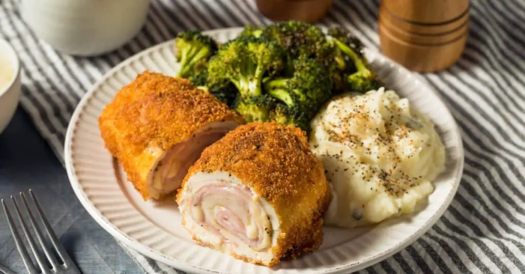 Cordon Bleu de Poulet Croustillant : La Recette à Essayer Absolument