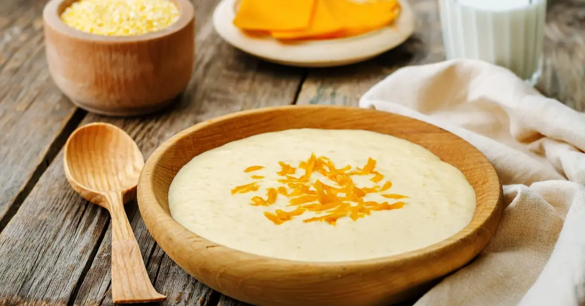 Polenta Fondante au Cheddar au Thermomix : Un Régal Fromager