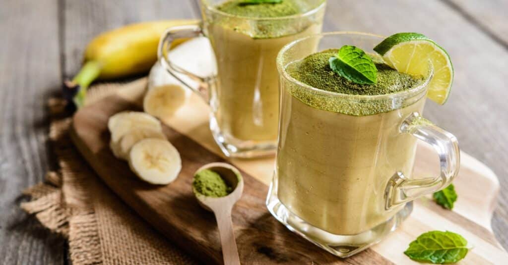 Smoothie Banane et Thé Matcha au Thermomix : Énergie et Fraîcheur en un Verre