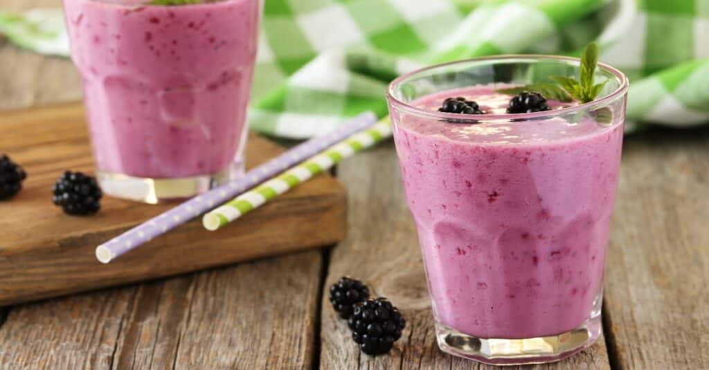 Smoothie aux Mûres au Thermomix : Une Explosion de Fraîcheur pour 6 Gourmets