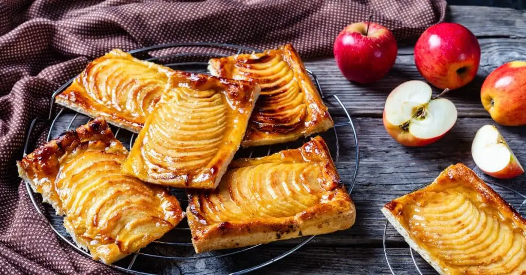 Tarte Feuilletée aux Pommes et Caramel au Thermomix : Le Duo Sucré Parfait