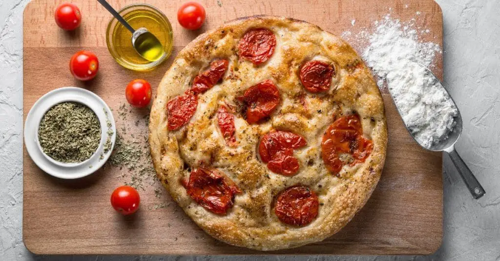 Focaccia Barese aux Tomates Cerises au Thermomix : Un Péché Italien