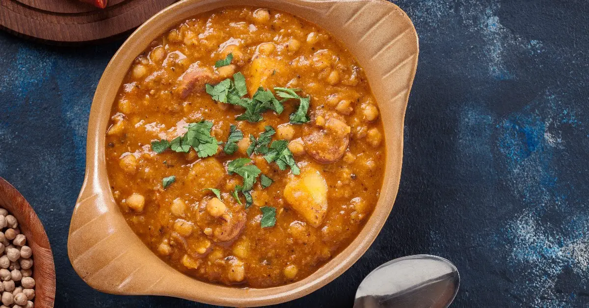 Ragoût Pois Chiches Chorizo et Pommes de Terre au Thermomix : Un Festival de Saveurs