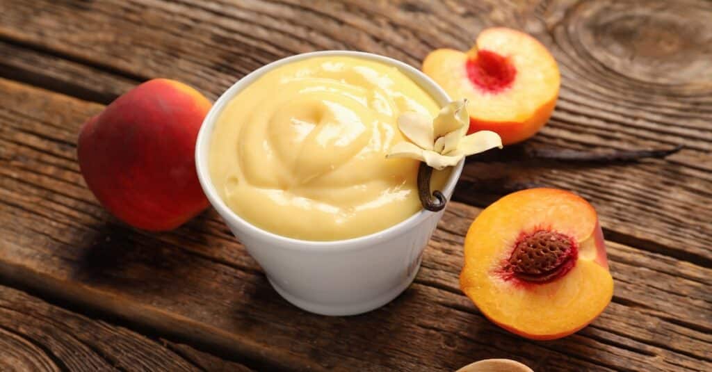 Crème Dessert à la Vanille et Pêches au Thermomix : Un dessert crémeux et fruité