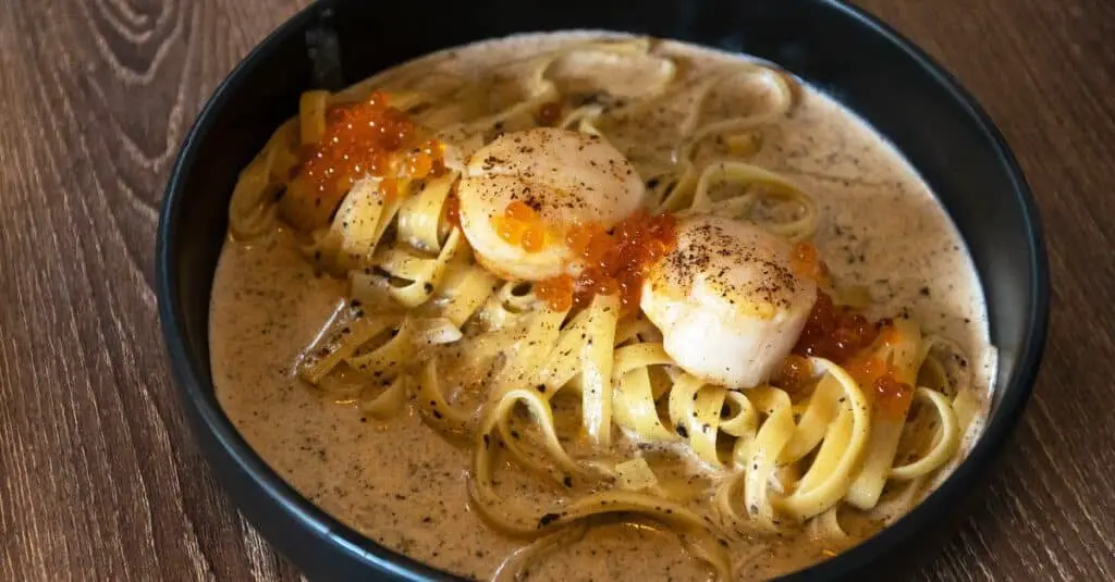 Fettuccine à la crème de truffe et Pétoncles au Thermomix :  Recette Raffinée et Succulente