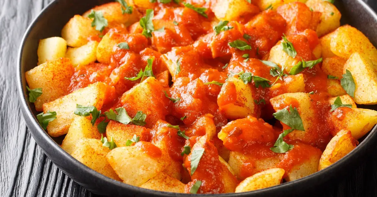 Pommes de Terre Bravas au Thermomix : Croustillant et Épicé