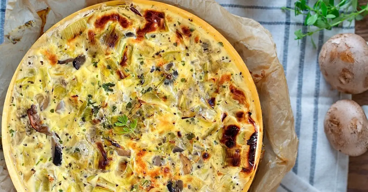 Quiche poireaux curry et champignons au Thermomix : Un Régal pour les Papilles