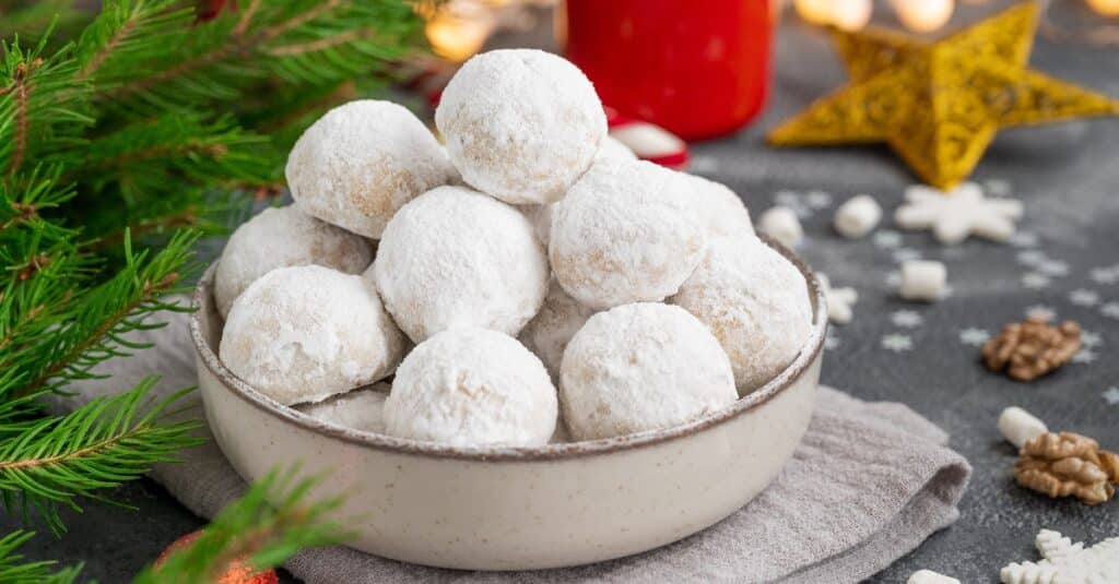 Boules de Noël aux Noix au Thermomix : Un Délice Enneigé