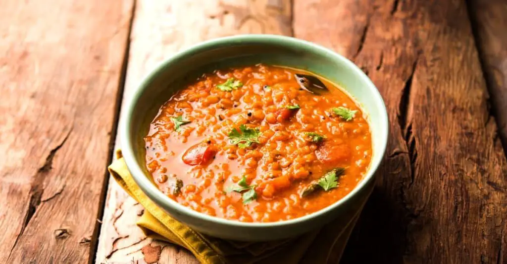 Dahl de Lentilles Rouges au Thermomix : Un Plat Épicé et Réconfortant