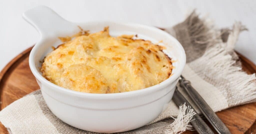 Gratin Dauphinois aux Herbes au Thermomix : Crémeux et Parfumé