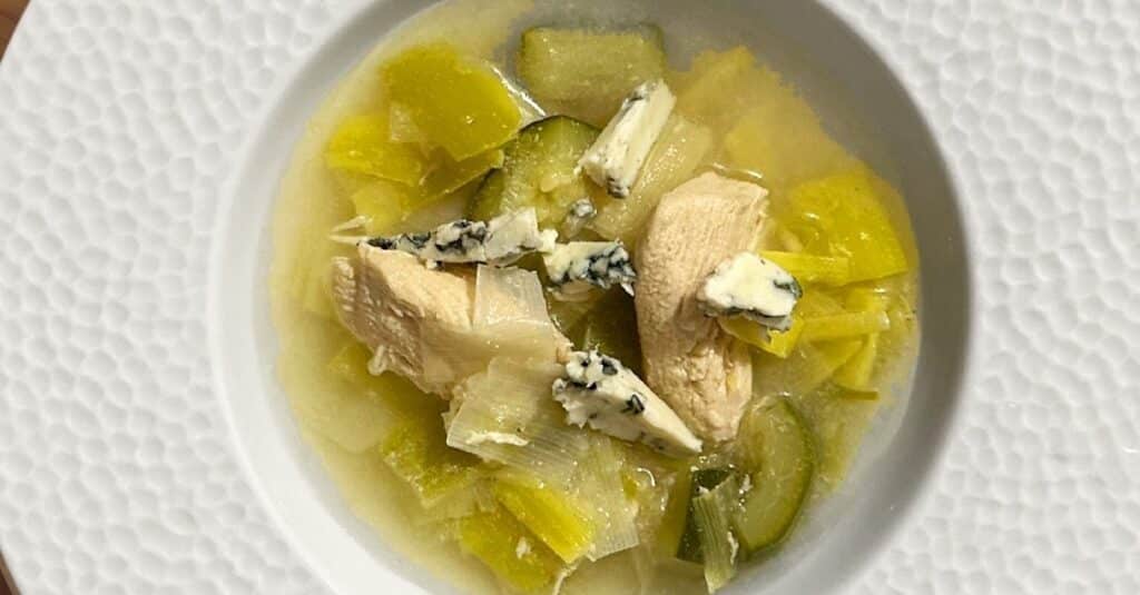 Soupe de poireaux et poulet au roquefort au Thermomix : Alliance Savoureuse