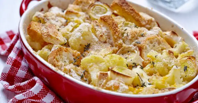 Gratin au Chou-fleur Poireau Pain Fromage au Thermomix : Une Cuisine Réconfortante