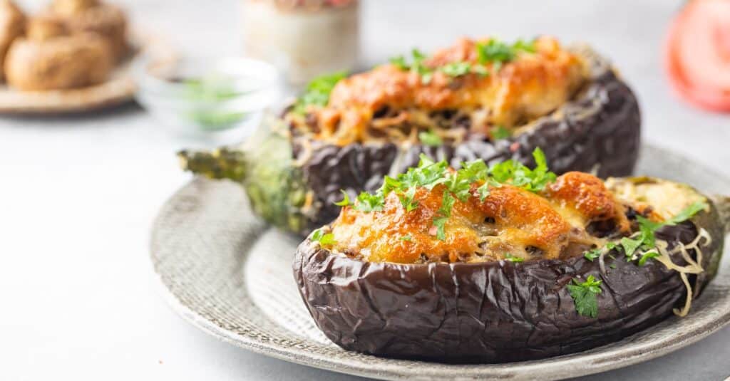 Barquettes d'Aubergines Farcies aux Champignons au Thermomix : Une Explosion de Saveurs Végétariennes