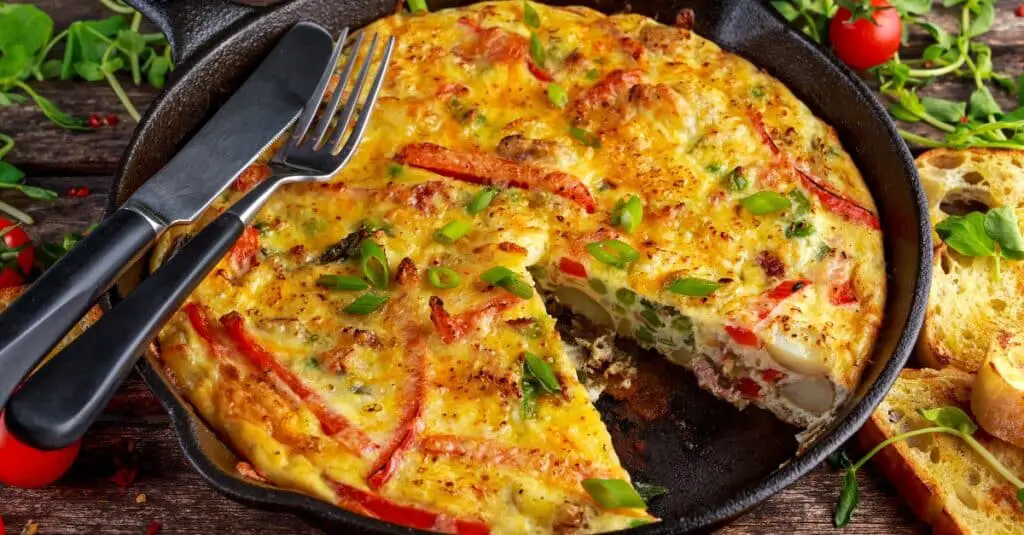 Frittata Asperges Lardons Pois verts et Fromage au Thermomix : Un Festival de Saveurs