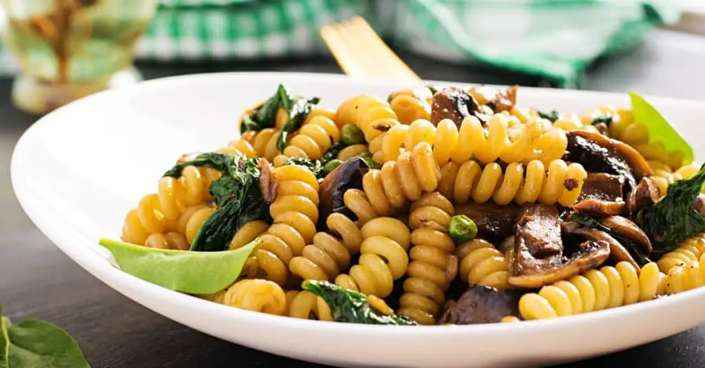 Pâtes Fusilli Épinards et Champignons au Thermomix : Un Festin Végétarien de Saveurs Exquises