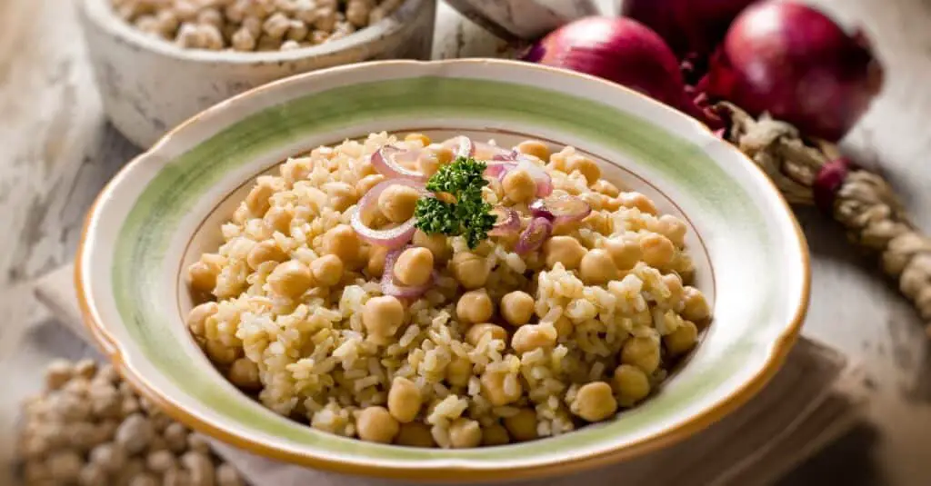 Risotto Pois Chiches et Oignons au Thermomix : Une Symphonie Méditerranéenne