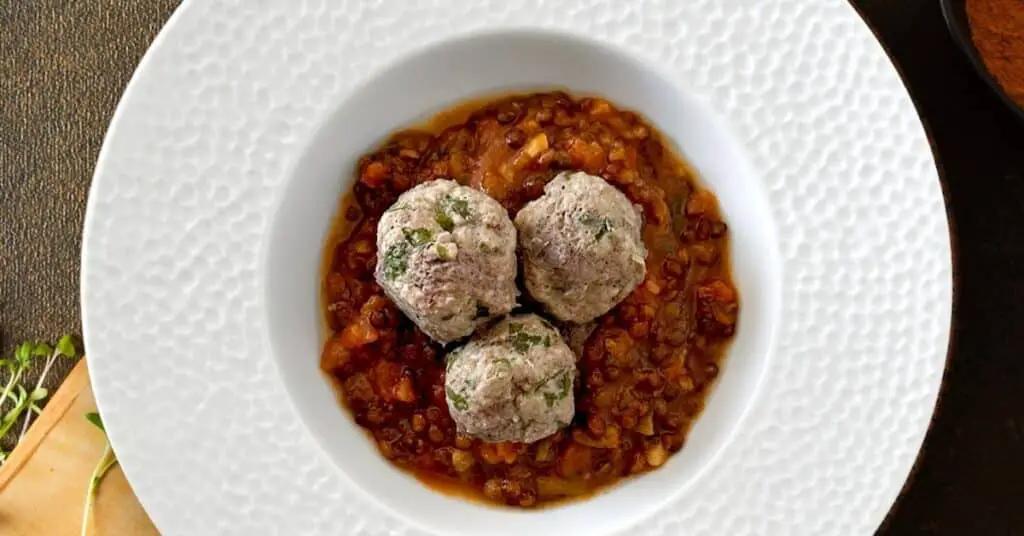 Boulettes de viande à la sauce aux légumes au Thermomix : Un Plat Fondant et Savoureux